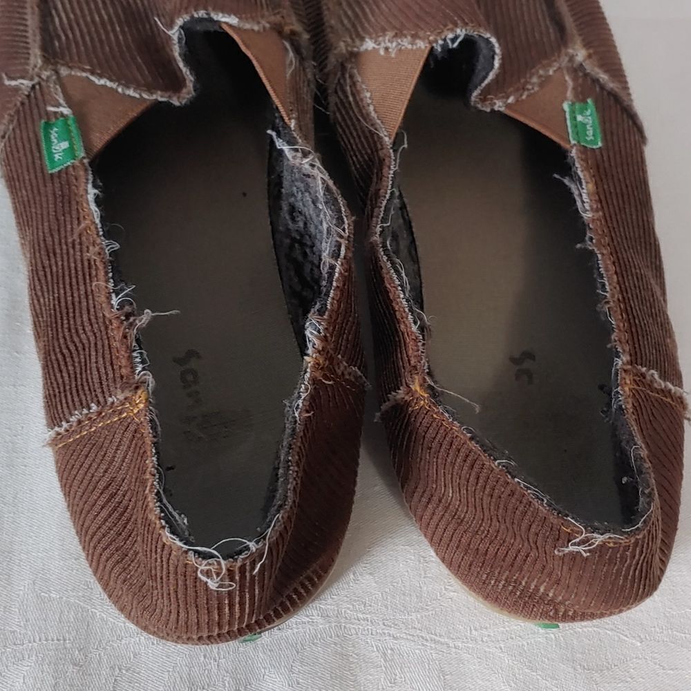 Sanuk corduroy distressed look loafer brown size 10 shoes - Picture 6 of 7